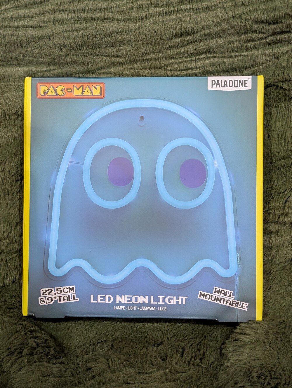 Brand New Bandai Namco Paladone Pac-Man Ghost 8.9" Wall Mountable LED Neon Light